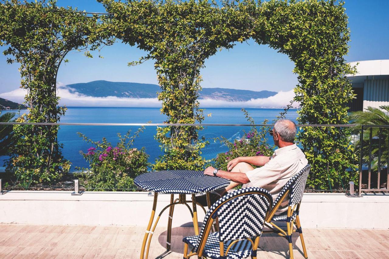 Carine Hotel Kumbor Superior Herceg Novi Esterno foto