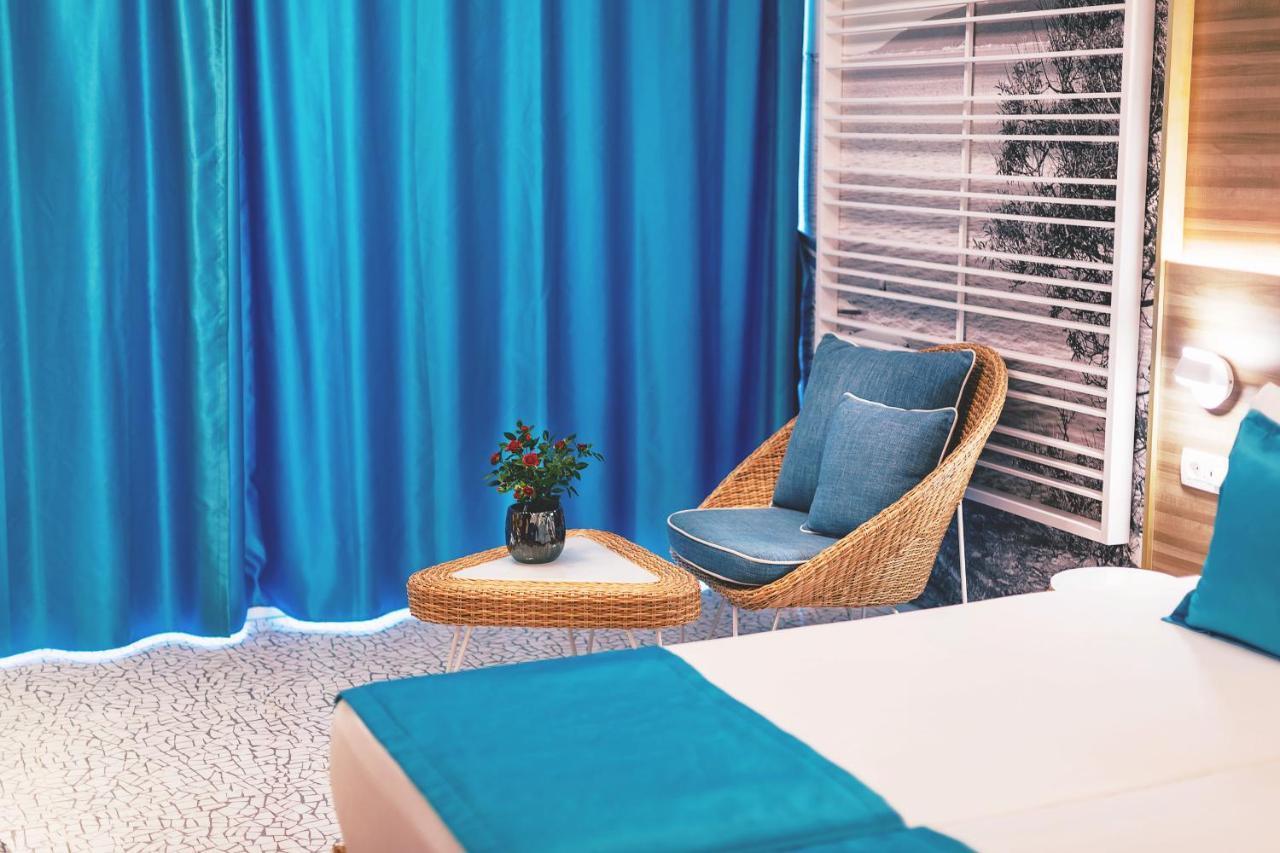 Carine Hotel Kumbor Superior Herceg Novi Esterno foto