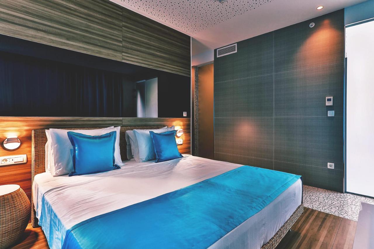 Carine Hotel Kumbor Superior Herceg Novi Esterno foto