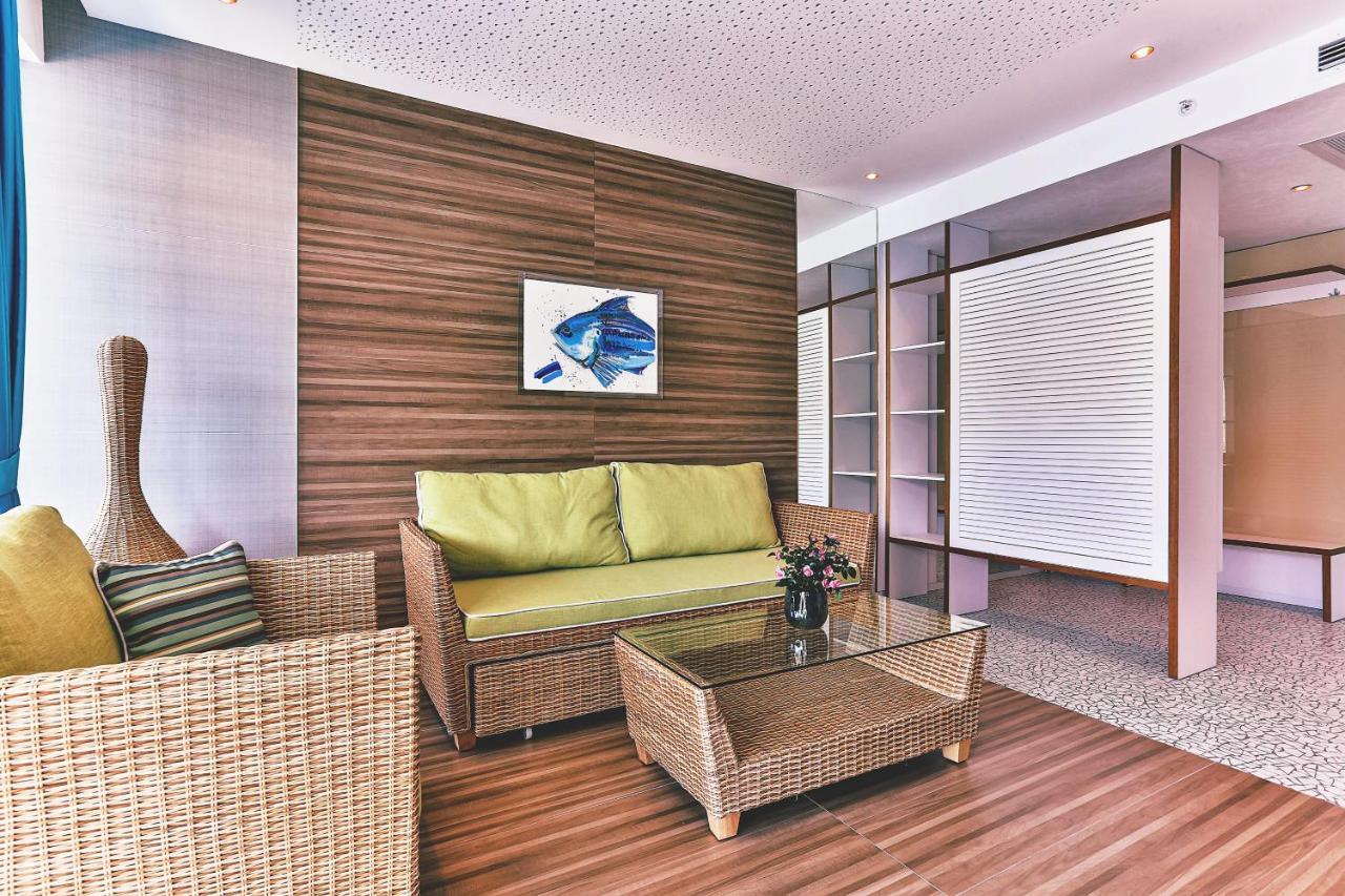 Carine Hotel Kumbor Superior Herceg Novi Esterno foto