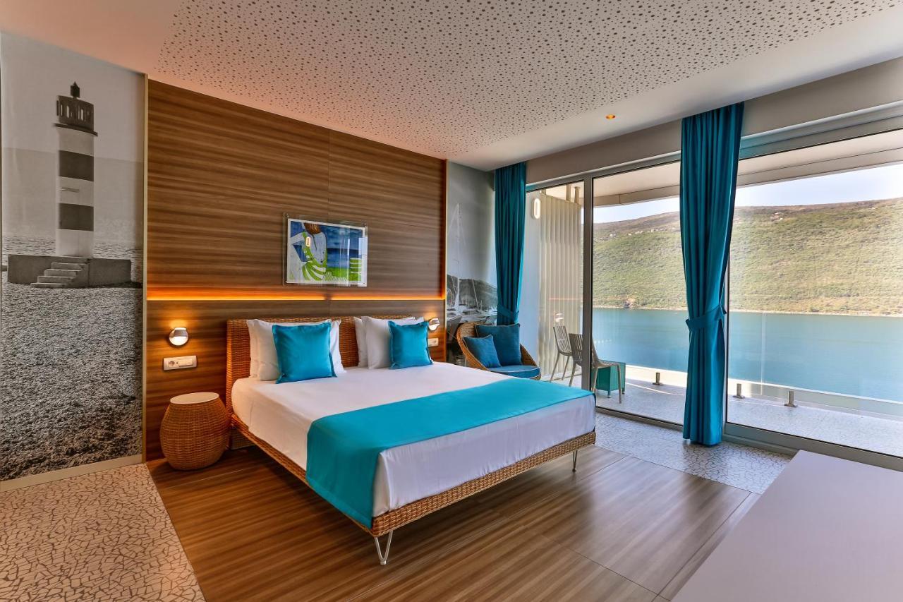 Carine Hotel Kumbor Superior Herceg Novi Esterno foto